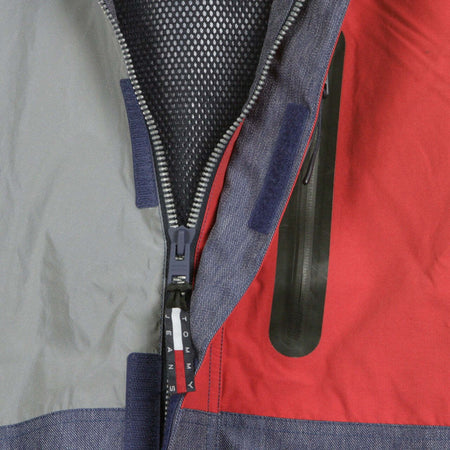 Tommy-Hilfiger-Giaccone-Uomo-Sport-Tech-Jacket-Mid-Blue-Denim-da-uomo