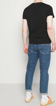 Tommy Hilfiger T-shirt Uomo Core Logo Tee Mw0 Mw11465 Regular Fit Maglia Mezze Maniche Tinta Unita Moda/Uomo/Abbigliamento/T-shirt polo e camicie/T-shirt Euforia - Bronte, Commerciovirtuoso.it