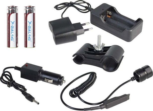 Torcia 50000 Lumen Tattica/militare Per Fucile Led T6 Ricaricabile Zoom Bl-q2804 Casa, arredamento e bricolage > Bricolage e fai da te > Torce Trade Shop italia - Napoli, Commerciovirtuoso.it