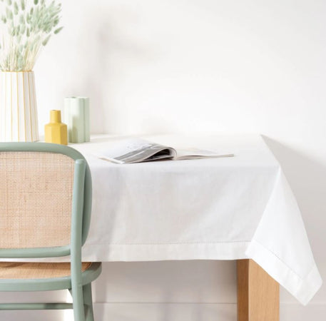 Tovaglia rettangolare in cotone colorato ideale per interni ed esterni