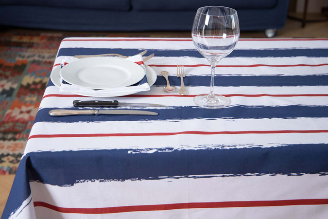 Tovaglia Da Tavola In 100% Cotone Stampa Digitale Dai Colori Vivi Ed Intensi Lavabile In Lavatrice Made In Italy Righe Bianco Rosso Blu Casa e cucina/Tessili per la casa/Tessili da cucina/Tovaglie Novilunio - Sesto San Giovanni, Commerciovirtuoso.it
