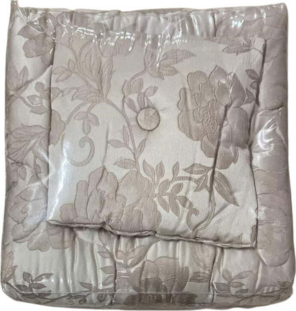 Trapunta-invernale-in-raso-jacquard-con-cuscino-Ginevra