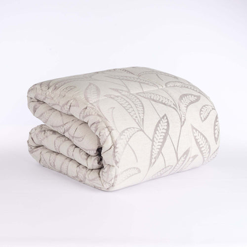 Trapunta invernale matrimoniale Florian in tessuto jacquard 300 gr – Maè – Via Roma,60