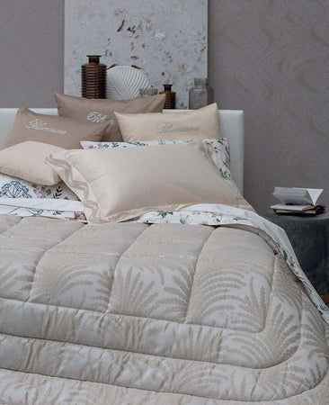 Trapunta matrimoniale invernale Blumarine art. Sharon colore beige Casa e cucina/Tessili per la casa/Biancheria da letto/Coperte e trapunte/Trapunte Biancheria Arredo Home - Nola, Commerciovirtuoso.it