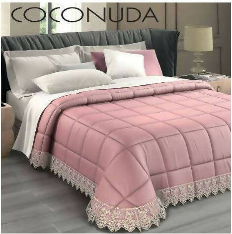 Trapunta Matrimoniale Isabel Coconuda Per L'inverno In Raso Con Lavorazione In Pizzo Rebrodè Dimensione 270x270 Casa e cucina/Tessili per la casa/Biancheria da letto/Coperte e trapunte/Trapunte Puleo Casa - Palermo, Commerciovirtuoso.it