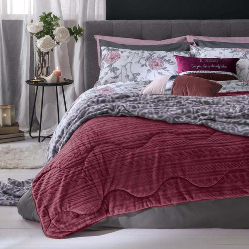 TRAPUNTA MATRIMONIALE TRECCIA ROSSO 260X250 CM Casa e cucina/Tessili per la casa/Biancheria da letto/Coperte e trapunte/Trapunte Scontolo.net - Potenza, Commerciovirtuoso.it