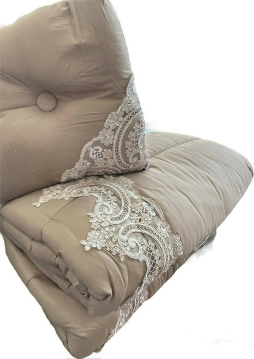 Trapunta piumone matrimoniale burano by charro italia con due cuscini in tinta e applicazioni in elegante pizzo Casa e cucina/Tessili per la casa/Biancheria da letto/Coperte e trapunte/Trapunte Puleo Casa - Palermo, Commerciovirtuoso.it