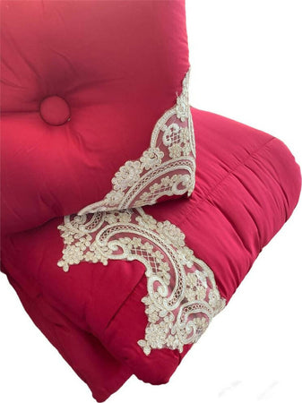 Trapunta piumone matrimoniale burano by charro italia con due cuscini in tinta e applicazioni in elegante pizzo Casa e cucina/Tessili per la casa/Biancheria da letto/Coperte e trapunte/Trapunte Puleo Casa - Palermo, Commerciovirtuoso.it