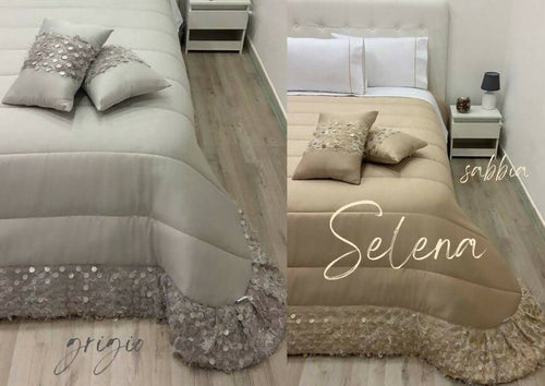 Trapuntino Copriletto Renato Balestra Selena Letto Matrimoniale Esterno Ed Imbottitura In Fibra Di Poliestere Anallergico Dimensioni 260x260 Cm Casa e cucina/Tessili per la casa/Biancheria per la cameretta/Trapunte e copriletti Puleo Casa - Palermo, Commerciovirtuoso.it