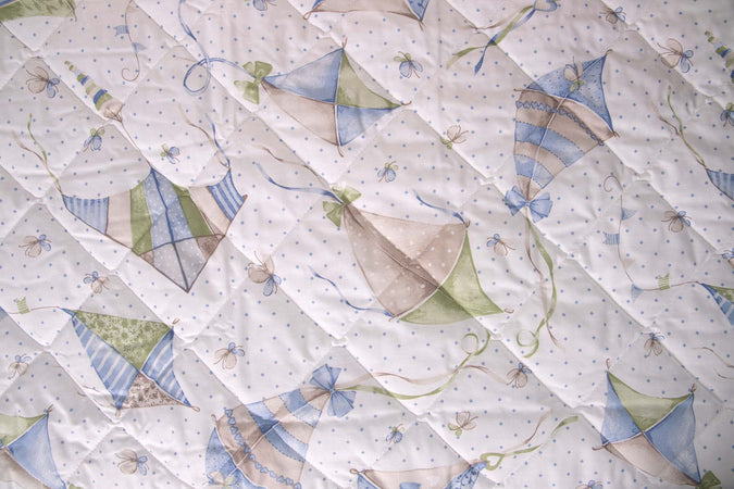 Trapuntino Leggero Copriletto In Puro Cotone Aquiloni Azzurro Casa e cucina/Tessili per la casa/Biancheria da letto/Coperte e trapunte/Trapunte Smartdecohome - Sesto San Giovanni, Commerciovirtuoso.it