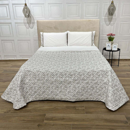 Trapuntino-matrimoniale-con-stampa-digitale-floreale-art.Provenzale-colore-beige-misura:-270x270-sopra-tessuto:-100%-cotone-sotto-tessuto:-100%-cotone-Mon-Amour-made-in-Italy
