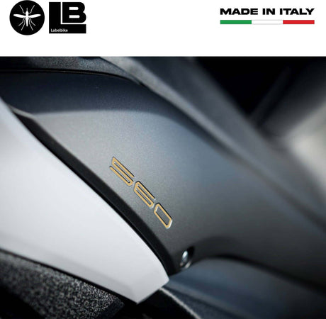 Tre-Scritte-560-tmax-2020-2021-adesivi-per-scooter-compatibili-con-Yamaha-T-Max