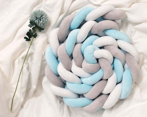 TRECCIA PARACOLPI PER CULLA E LETTINO AZZURRO E GRIGIO 3M Casa e cucina/Tessili per la casa/Biancheria per culle e lettini/Biancheria bebè/Cuscini di sostegno per neonati La Casa Del Bebè - Napoli, Commerciovirtuoso.it