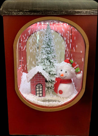 Trenino con Pupazzo di neve carillon per villaggio natalizio con luci e musica. Casa e cucina/Decorazioni per interni/Addobbi e decorazioni per ricorrenze/Decorazioni natalizie/Schiaccianoci MagiediNatale.it - Altamura, Commerciovirtuoso.it
