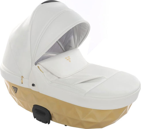 Trio Junama Diamond Mirror Satin V2 3 in 1 Pelle Bianco Nav Oro Telaio Oro Giallo Prima infanzia/Passeggini carrozzine e accessori/Passeggini e carrozzine/Sistemi modulari La Casa Del Bebè - Napoli, Commerciovirtuoso.it