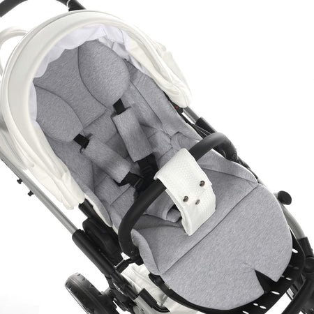Trio Junama Diamond Mirror Satin V2 3 in 1 Pelle Bianco Navicella Grigio Telaio Cromato Prima infanzia/Passeggini carrozzine e accessori/Passeggini e carrozzine/Sistemi modulari La Casa Del Bebè - Napoli, Commerciovirtuoso.it