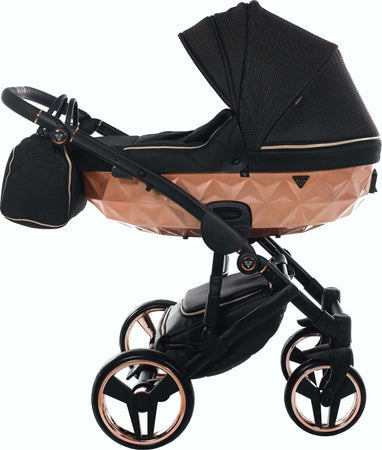 Trio Junama Diamond Mirror Satin V2 3 in 1 Tessuto Nero/Nav. Champagne Telaio Nero Prima infanzia/Passeggini carrozzine e accessori/Passeggini e carrozzine/Sistemi modulari La Casa Del Bebè - Napoli, Commerciovirtuoso.it