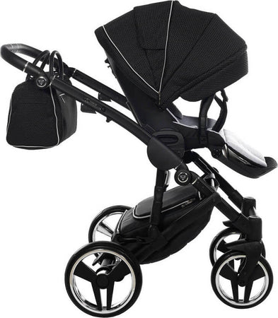 Trio Junama Diamond Mirror Satin V2 3 in 1 Tessuto Nero/Navicella Grey Telaio Nero Prima infanzia/Passeggini carrozzine e accessori/Passeggini e carrozzine/Sistemi modulari La Casa Del Bebè - Napoli, Commerciovirtuoso.it