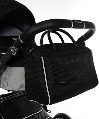 Trio Junama Diamond Mirror Satin V2 3 in 1 Tessuto Nero/Navicella Grey Telaio Nero Prima infanzia/Passeggini carrozzine e accessori/Passeggini e carrozzine/Sistemi modulari La Casa Del Bebè - Napoli, Commerciovirtuoso.it