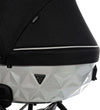 Trio Junama Diamond Mirror Satin V2 3 in 1 Tessuto Nero/Navicella Grey Telaio Nero Prima infanzia/Passeggini carrozzine e accessori/Passeggini e carrozzine/Sistemi modulari La Casa Del Bebè - Napoli, Commerciovirtuoso.it