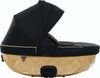 Trio Junama Diamond Mirror Satin V2 3 in 1 Tessuto Nero/Oro Giallo Telaio Nero Prima infanzia/Passeggini carrozzine e accessori/Passeggini e carrozzine/Sistemi modulari La Casa Del Bebè - Napoli, Commerciovirtuoso.it