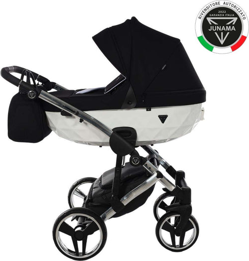 Trio Junama Diamond S Line White/Black Telaio Cromato Prima infanzia/Passeggini carrozzine e accessori/Passeggini e carrozzine/Sistemi modulari La Casa Del Bebè - Napoli, Commerciovirtuoso.it