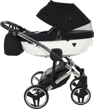 Trio Junama Diamond S Line White/Black Telaio Cromato Prima infanzia/Passeggini carrozzine e accessori/Passeggini e carrozzine/Sistemi modulari La Casa Del Bebè - Napoli, Commerciovirtuoso.it