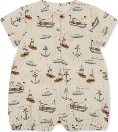 Tutina-Konges-Slojd-Ace-SAIL-AWAY