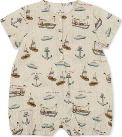 Tutina-Konges-Slojd-Ace-SAIL-AWAY