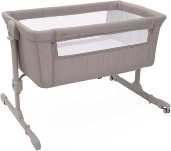 CHICCO Next2Me Essential - Culla Neonato, Compatibile Con Diversi Letti, Altezza Regolabile, Inclinabile, Buona Circolazione Dell'Aria, Materasso E Borsa Inclusi, Vari Colori Disponibili, Stone Re_Lux E Dove Re_Lux