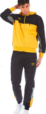 Umbro Tuta Uomo Completa Cotone Felpato Con Cappuccio E Polsini Umbro Ideale Per L'inverno E Per Il Tempo Libero Moda/Uomo/Abbigliamento/Abbigliamento sportivo/Completi sportivi/Tute La Bottega di Giò - Gravina di Catania, Commerciovirtuoso.it