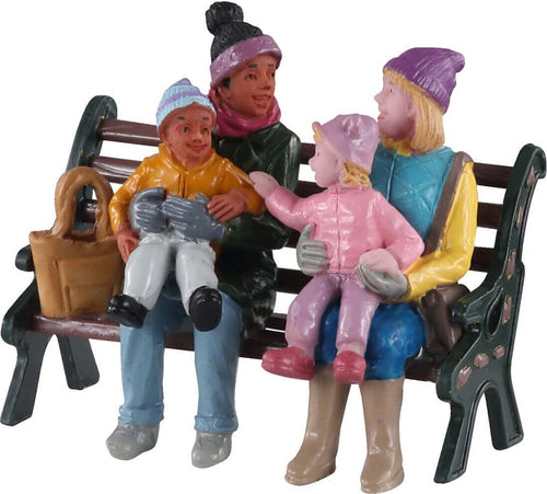 Un giorno al parco, personaggi per villaggio di Natale in poliresina Casa e cucina/Decorazioni per interni/Addobbi e decorazioni per ricorrenze/Decorazioni natalizie/Oggettistica MagiediNatale.it - Altamura, Commerciovirtuoso.it