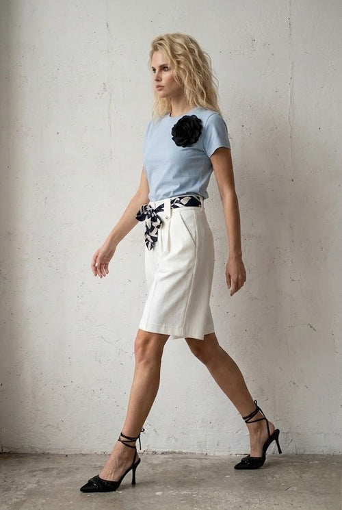 Tshirt con fiore