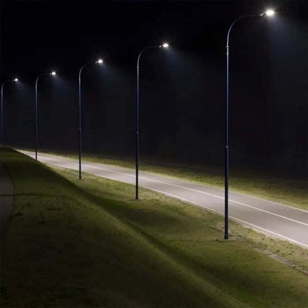 V-TAC Armatura Lampione Stradale LED Chip Samsung 30W Colore Grigio scuro IP65 / SKU 21537 - SKU 21538 Illuminazione/Illuminazione per esterni/Lampioni Zencoccostore - Formia, Commerciovirtuoso.it