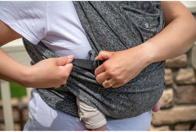 CHICCO Boppy Comfyfit Evolution - Portabebè, Semplice da Indossare e Regolabile, Portabebè Neonato Fronte Mamma Ergonomico con Supporto Testa e Collo, Ampie Fasce Da Annodare, Giromanica Regolabile, 0 Mesi+, colore GREY grigio
