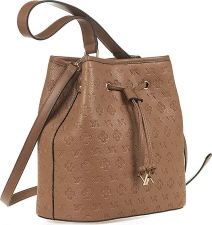 VERDE-FASHION-|-Borsa-a-secchiello-con-logo-intarsiato