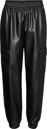 Vero-Moda-pantalone-cargo-ecopelle-nero10299437