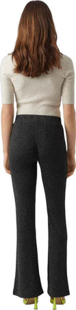 Vero-Moda-pantalone-flare-nero-luccicoso-Kanva