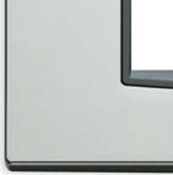 VIMAR---1-PLACCA-EIKON-CLASSIC-7-MODULI-IN-METALLO-COLORE-CROMO-NERO-20657.25