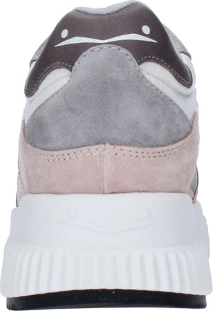 Voile-Blanche-Sneakers-Mul-da-donna