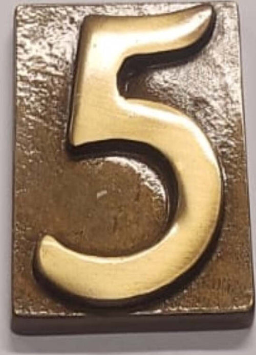 VUMME-SRL---NUMERO-CIVICO-IN-OTTONE-CON-FINITURA-BRONZATA---NUMERO-5-**