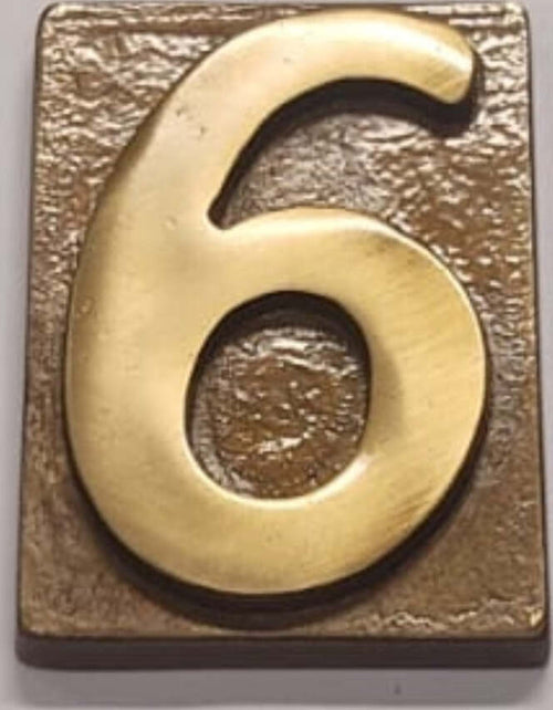 VUMME-SRL---NUMERO-CIVICO-IN-OTTONE-CON-FINITURA-BRONZATA---NUMERO-6-**