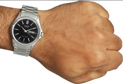 Orologio Casio per uomo Serie MTP-1239, sfondo quadrante argento, blu e nero in acciaio, con segna data