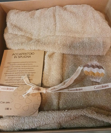 COCCOLISSIMI accappatoio con maniche in spugna di cotone, serie BALLOON, grafica ricamata, pratico ed avvolgente, la qualità per il tuo bambino, taglia 36/48 mesi