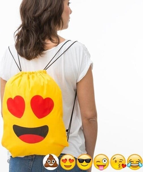 ZAINO A SACCA CON CORDE EMOTICON MODELLO CASUALE FACCINE ASSORTITE ZAINETTO BAG Cancelleria e prodotti per ufficio/Scuola e materiale didattico/Materiale scolastico/Cartelle e zaini per la scuola/Zainetti per bambini Trade Shop italia - Napoli, Commerciovirtuoso.it
