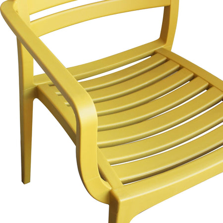 ZULE---poltrona-da-esterno-ed-interno-in-plastica-Giallo-Milani-Home
