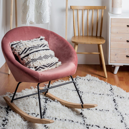 Sedia a dondolo imbottita  in velluto "Annika" piedi in legno da interno per salotto e studio Casa e cucina/Arredamento/Soggiorno/Poltrone e sedie/Poltrone Decor Space - Altamura, Commerciovirtuoso.it