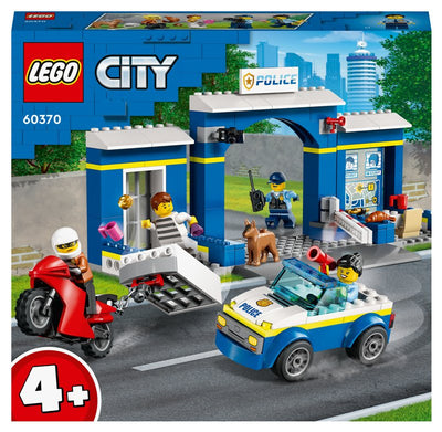 Inseguimento alla Stazione di Polizia Lego