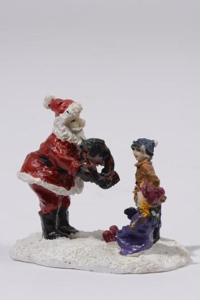 Santa with children, Colour: multi, Size: 4.5x7x6.5cm Kaemingk