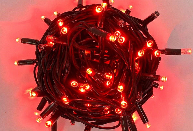 Catena Luminosa di Luci Led IP65 10 Metri Con 100 Led Filo Nero Luce Rosso Con Connettore Allungabile Ettroit
